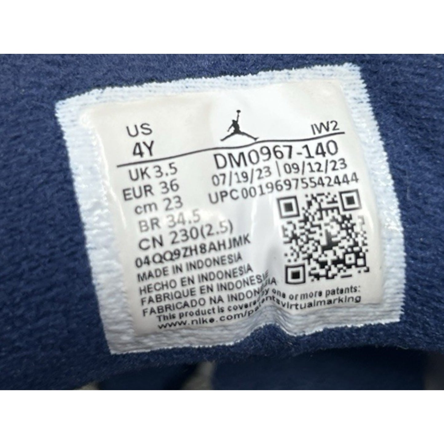 Air Jordan 3 Boys 4Y Midnight Navy Blue White Shoes Retro Sneakers