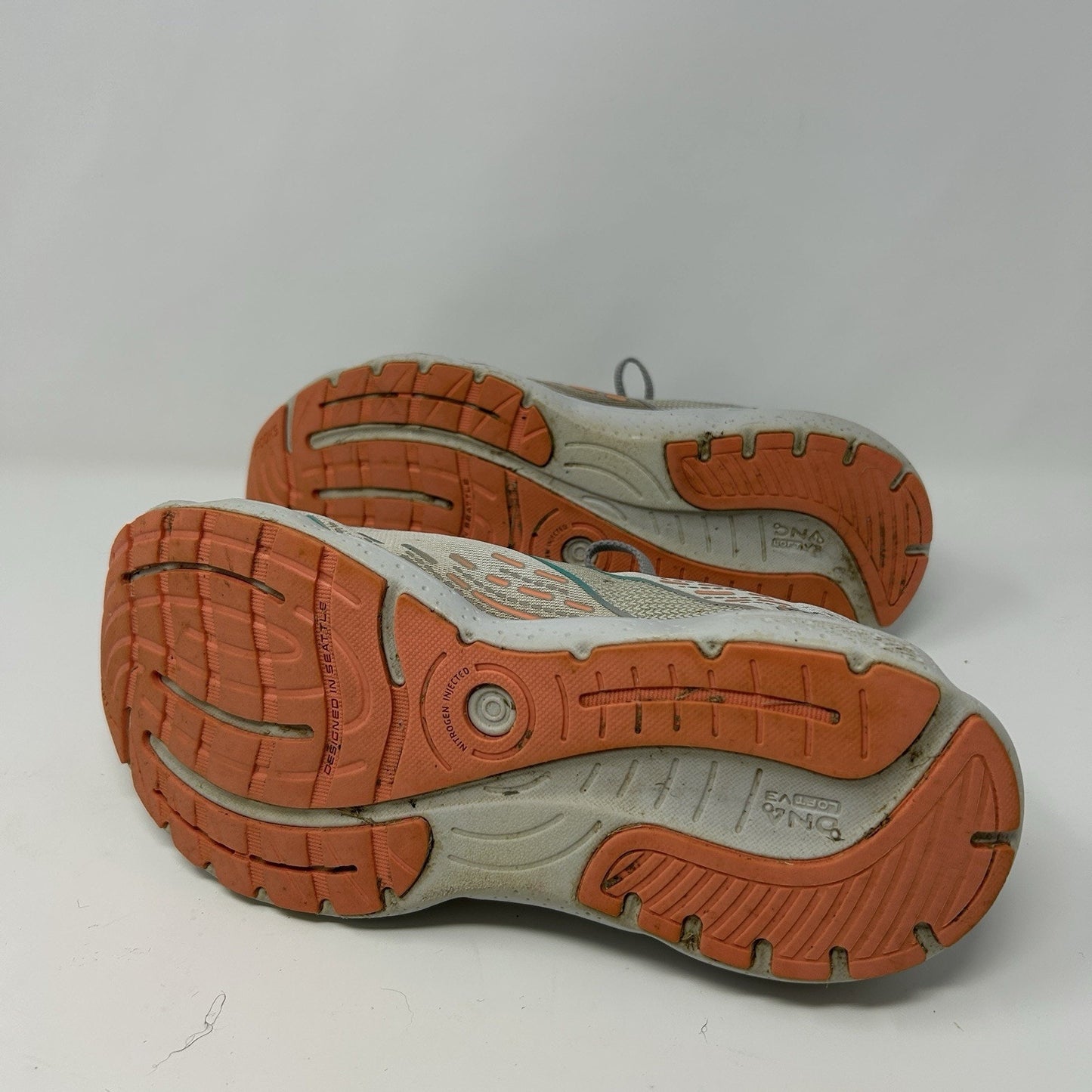 Brooks Womens Glycerin 20 1203691D061 Gray Running Shoes Sneakers Size 9.5