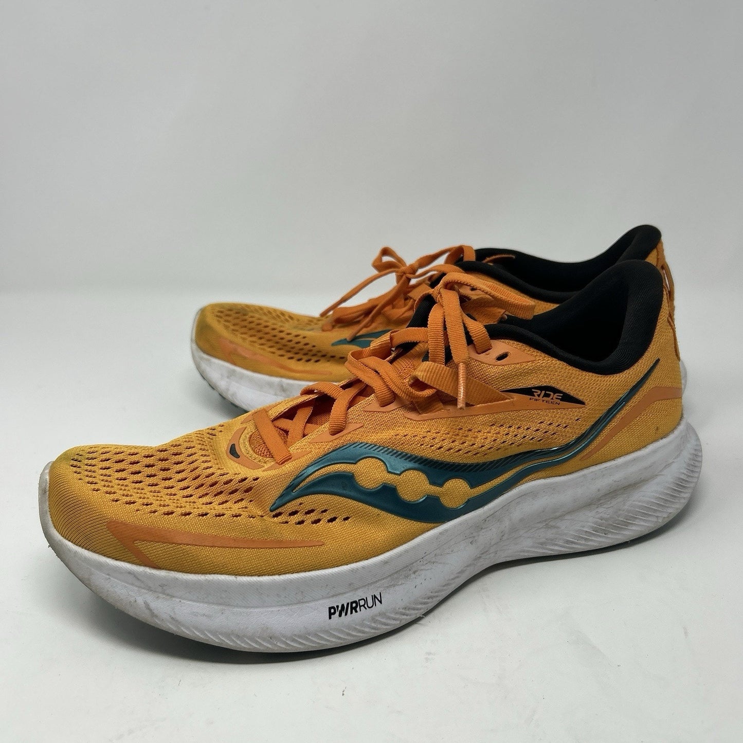 Saucony mens Guide 15 S10684-16 Orange Running Shoes Sneakers Size 10.5