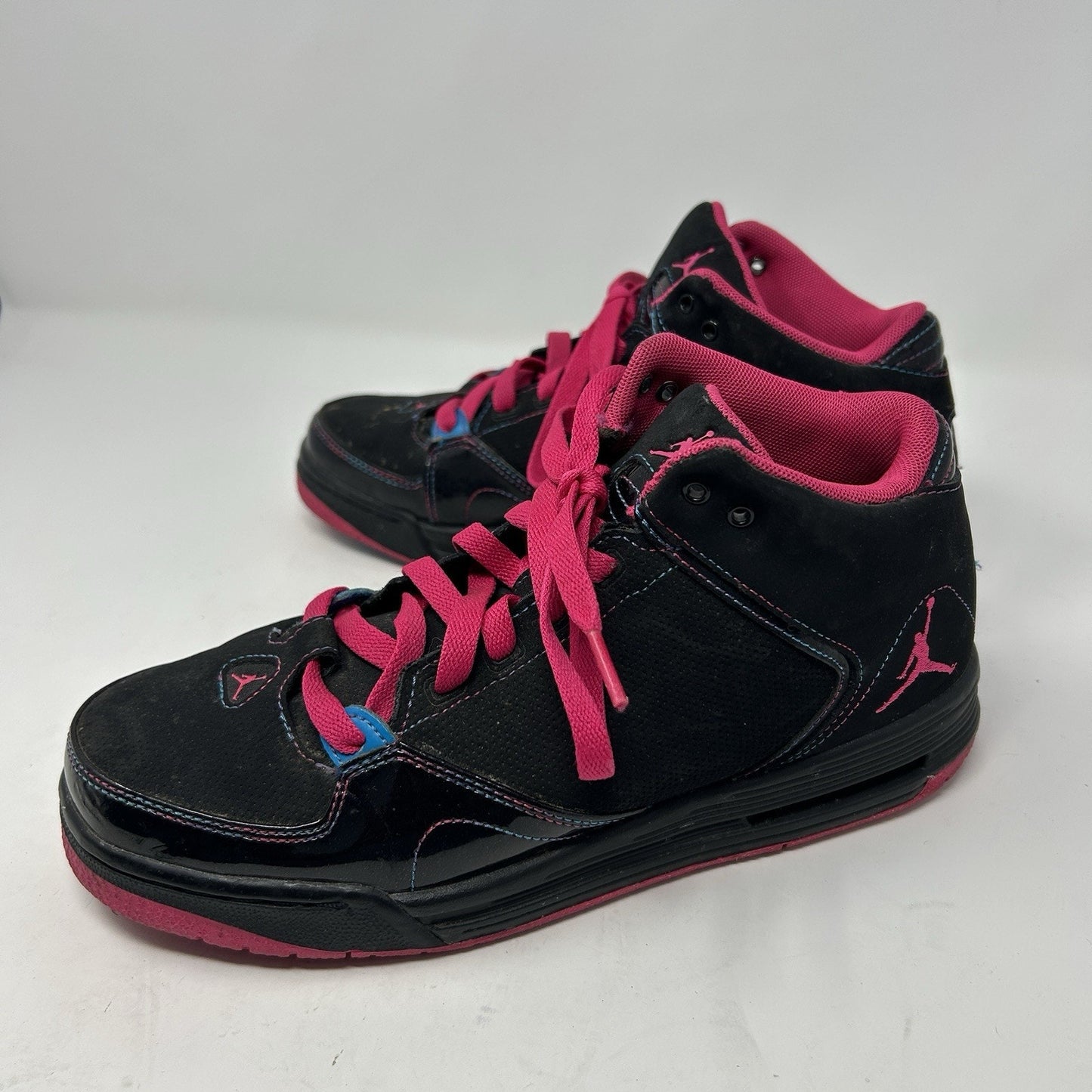 JORDAN FLIGHT MID 2012 AS YOU GO PINK BLACK TEAL PATENT 517629-029. Size 6.5Y