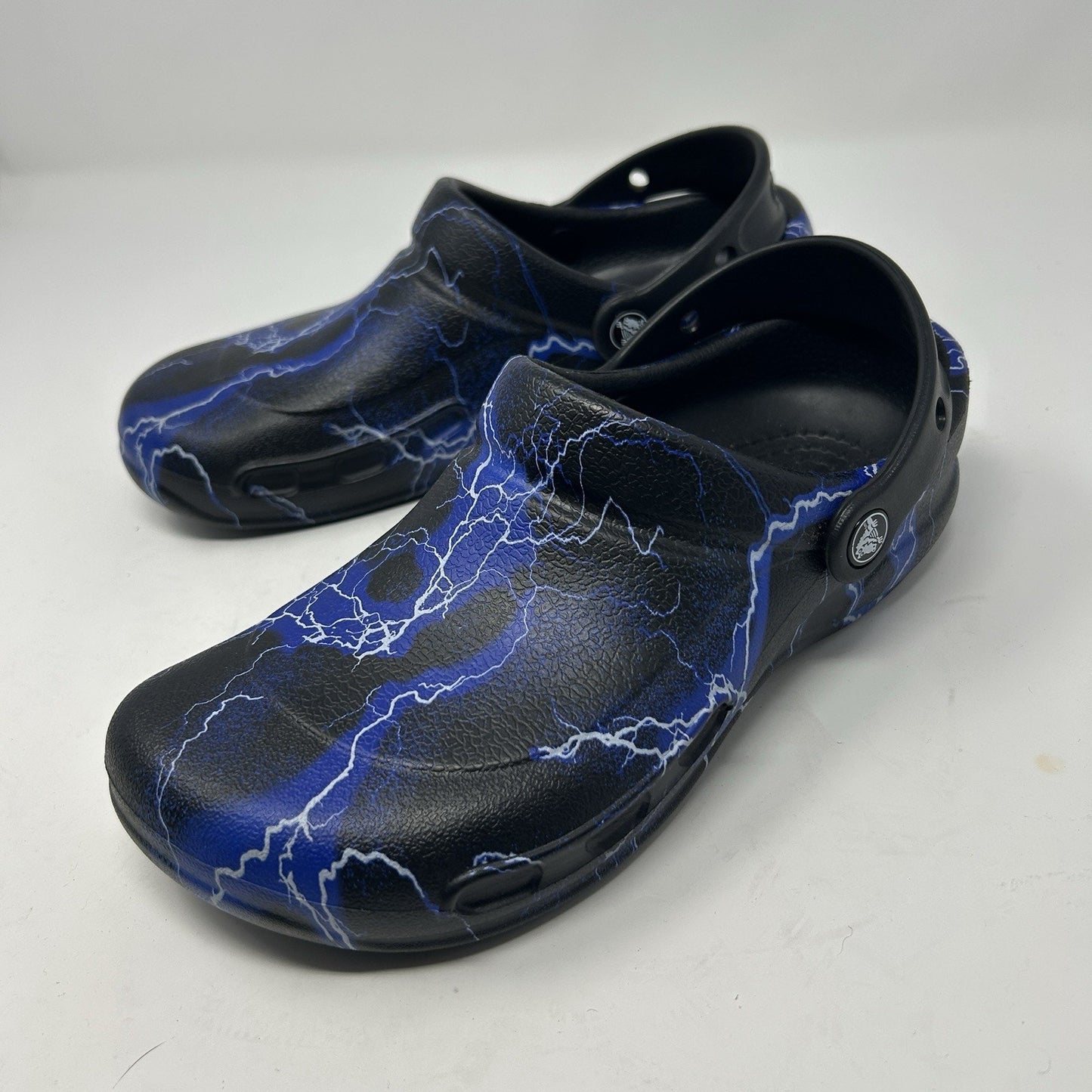 Crocs Bistro Lightning Bolt Comfort Clogs Slip Resistant Heel Strap Unisex M6 W8