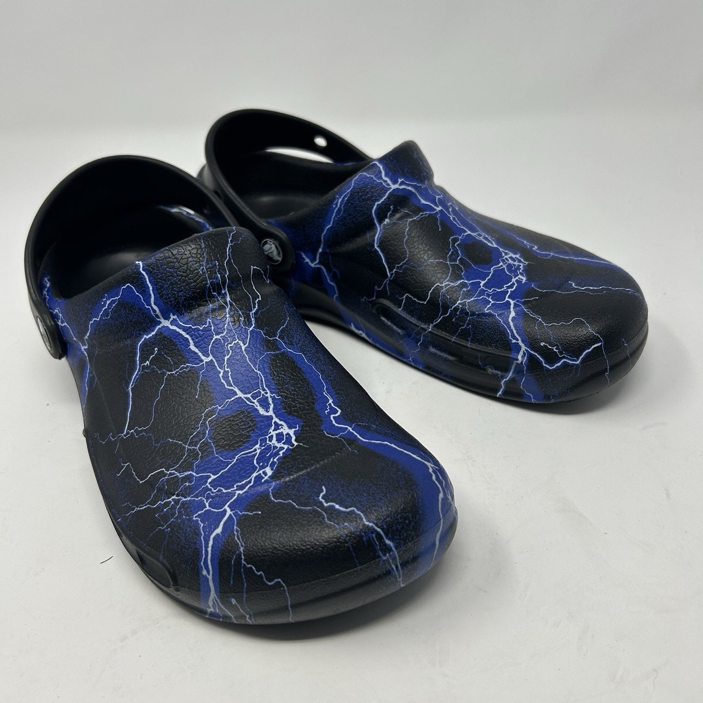 Crocs Bistro Lightning Bolt Comfort Clogs Slip Resistant Heel Strap Unisex M6 W8