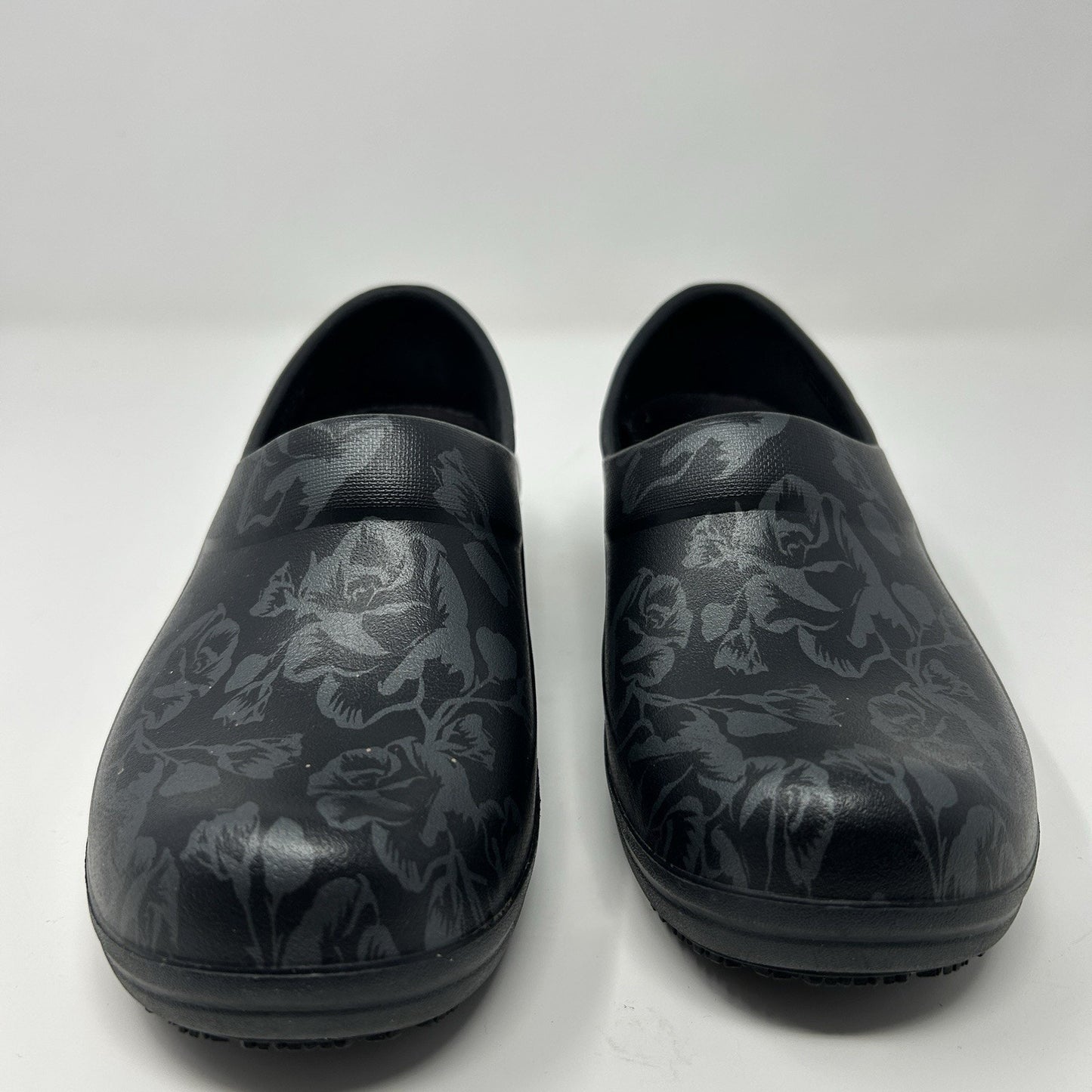 Crocs Neria Pro II Womens Clogs Black Graphic Metallic Floral Rose Nurse Size 4
