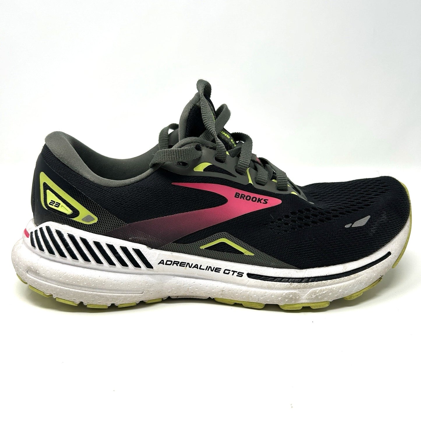 Brooks Womens Adrenaline GTS 23 1203811B037 Black Running Shoes Sneakers Sz 7