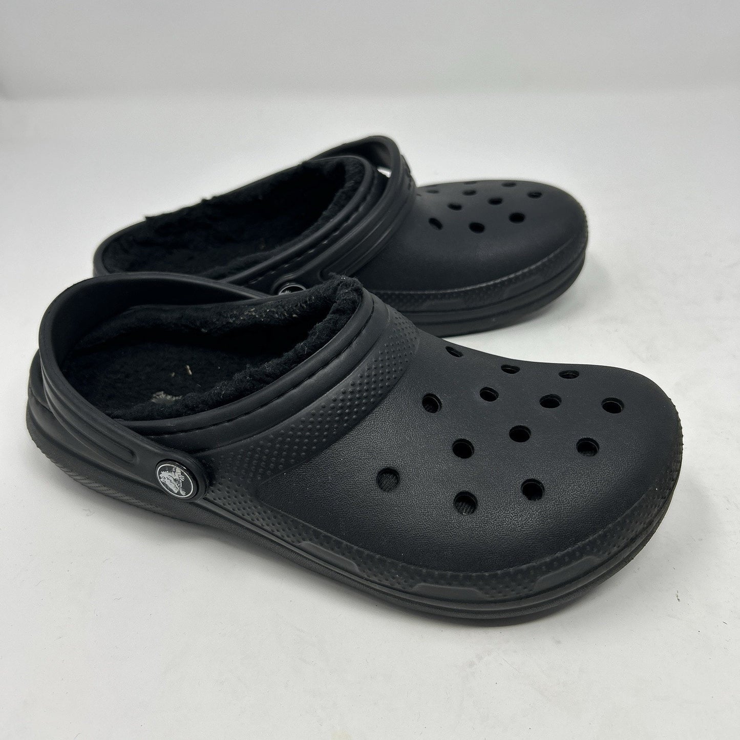 Crocs Kids’ Classic Lined Clogs Black, Girls’ Size J 4