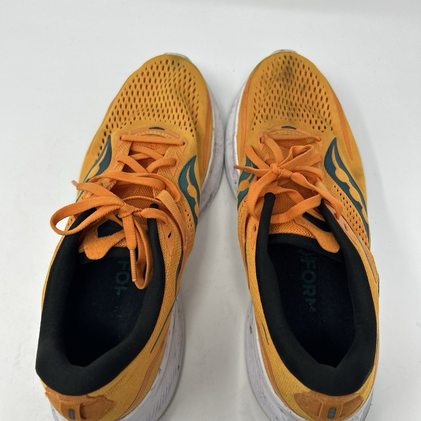 Saucony mens Guide 15 S10684-16 Orange Running Shoes Sneakers Size 10.5