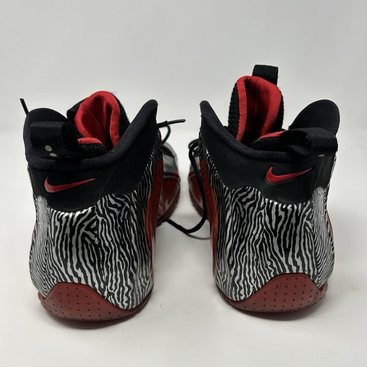 Nike Air Flightposite Exposed Zebra Sneakers Shoes 616765-001 Men's Size 9.5