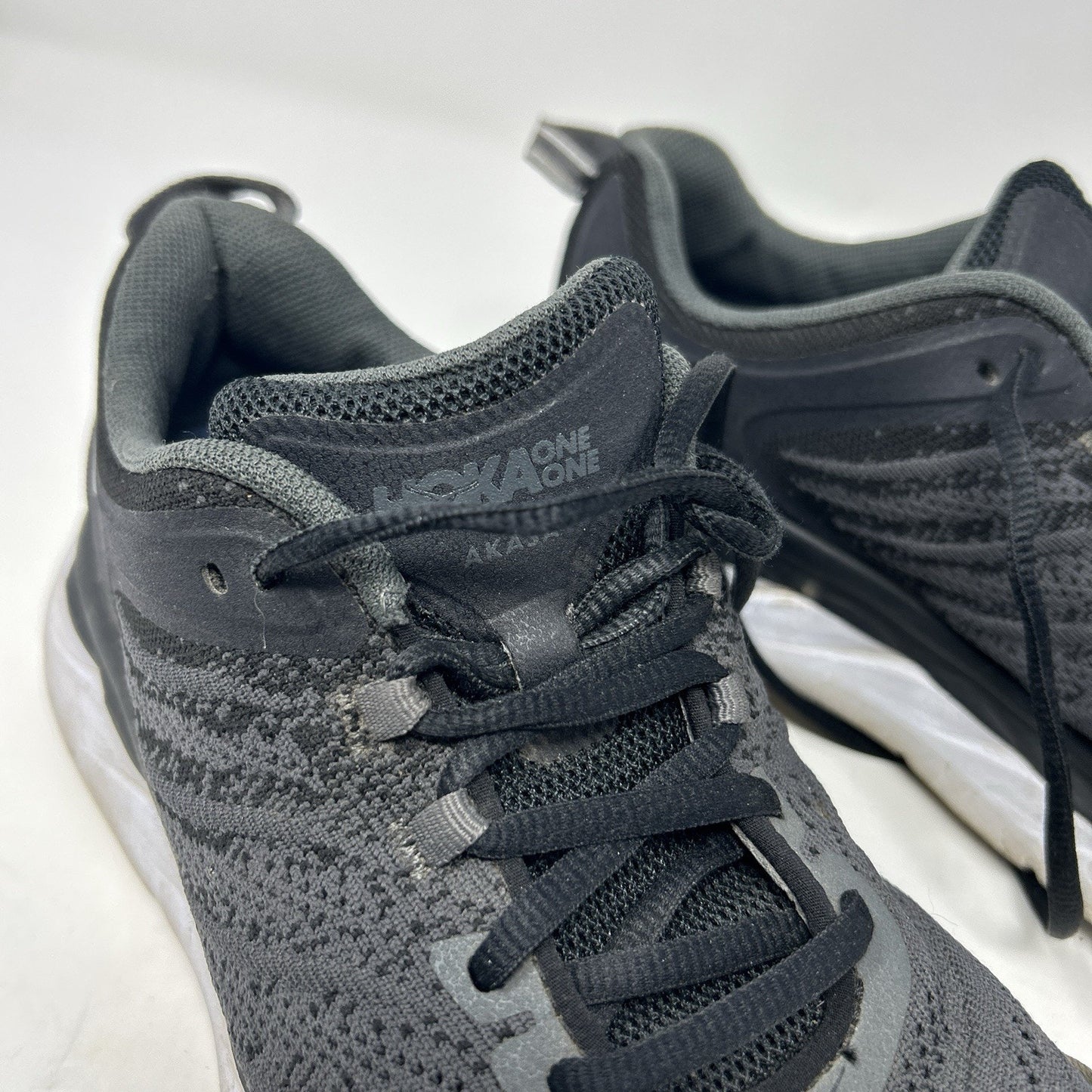 Hoka One One Men’s Akasa, Black Running Shoes, Size 8D