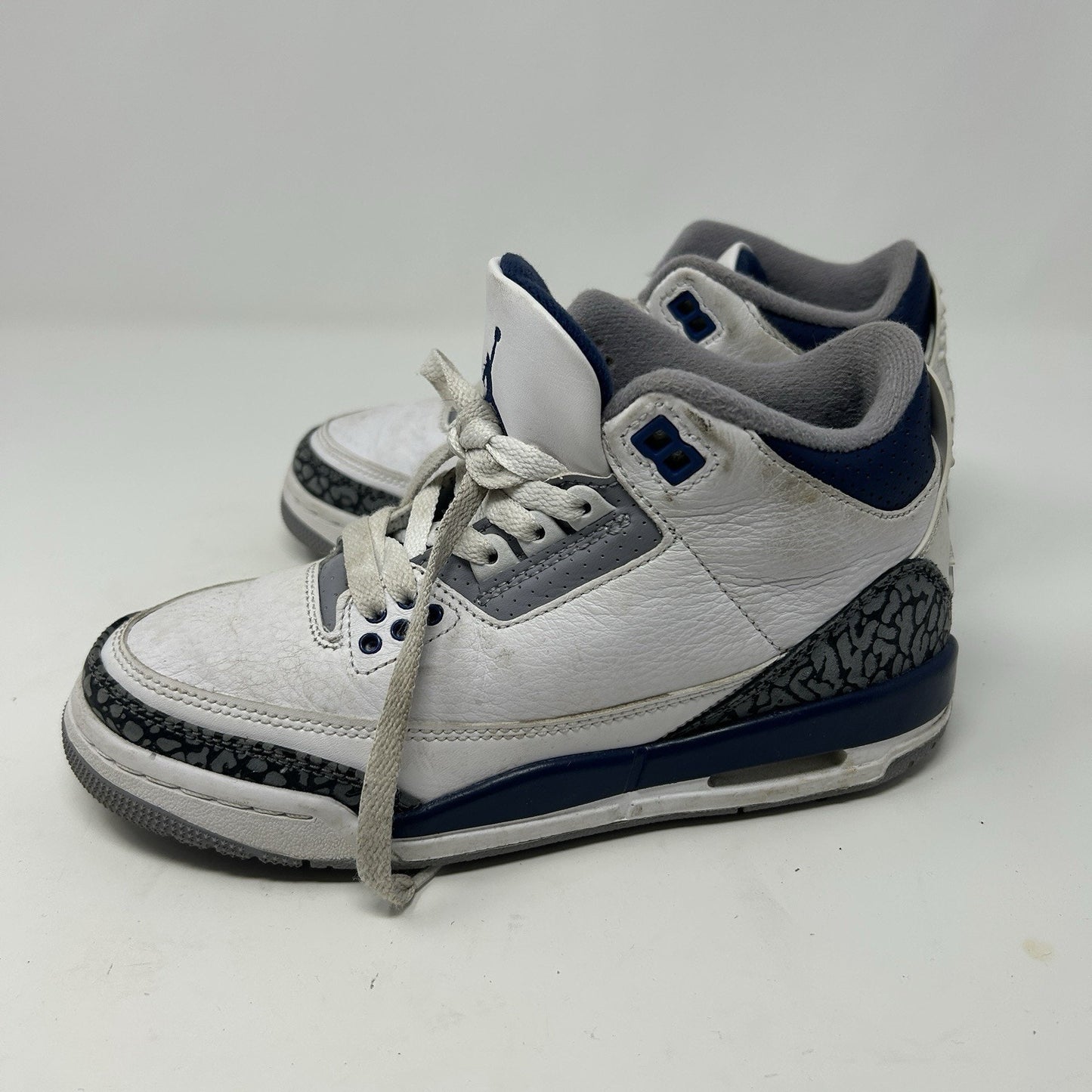 Air Jordan 3 Boys 4Y Midnight Navy Blue White Shoes Retro Sneakers