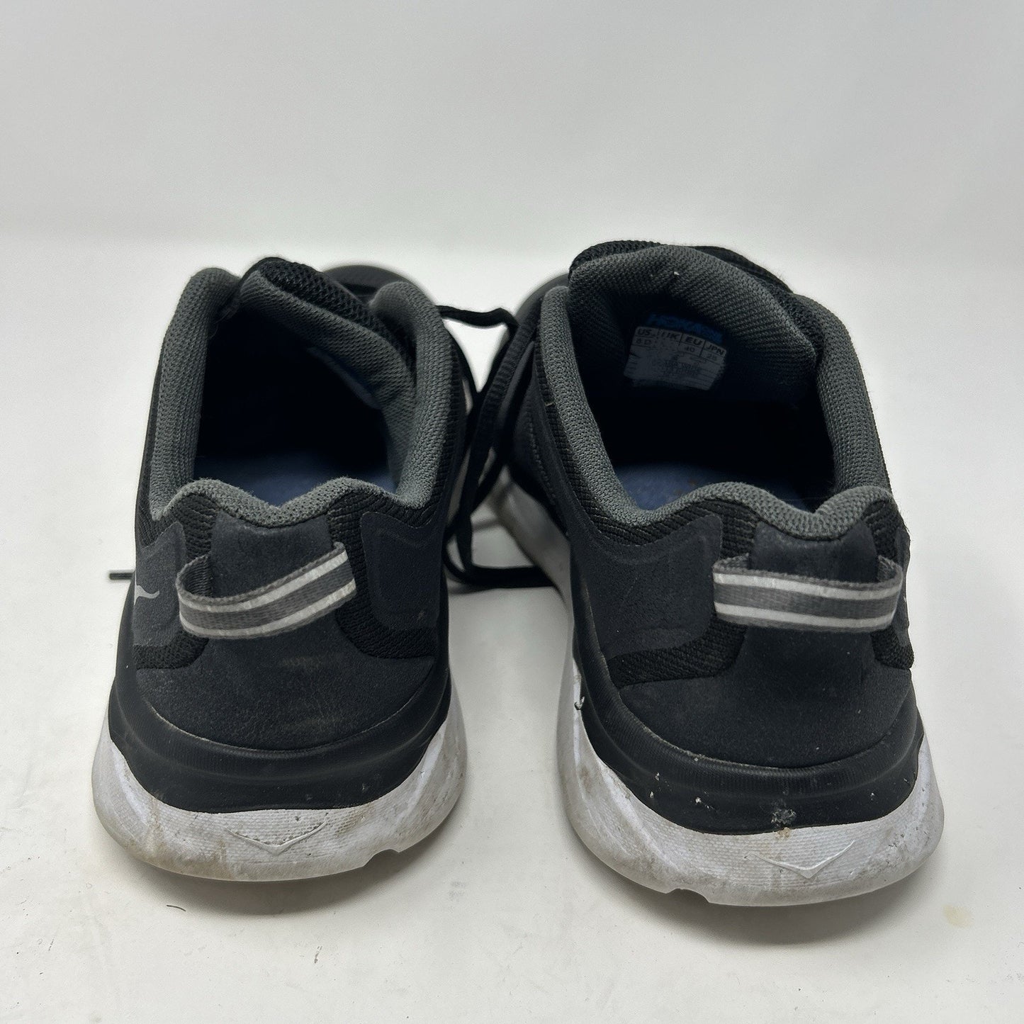 Hoka One One Men’s Akasa, Black Running Shoes, Size 8D