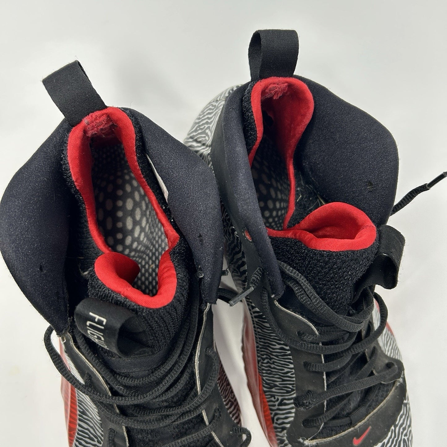 Nike Air Flightposite Exposed Zebra Sneakers Shoes 616765-001 Men's Size 9.5