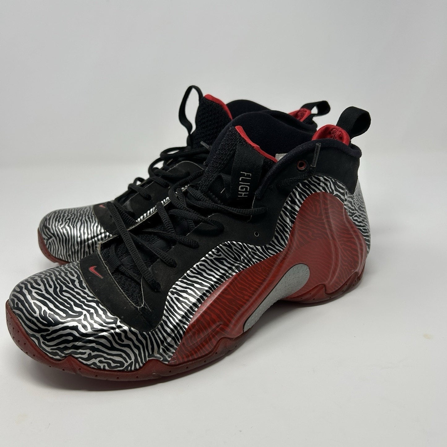 Nike Air Flightposite Exposed Zebra Sneakers Shoes 616765-001 Men's Size 9.5