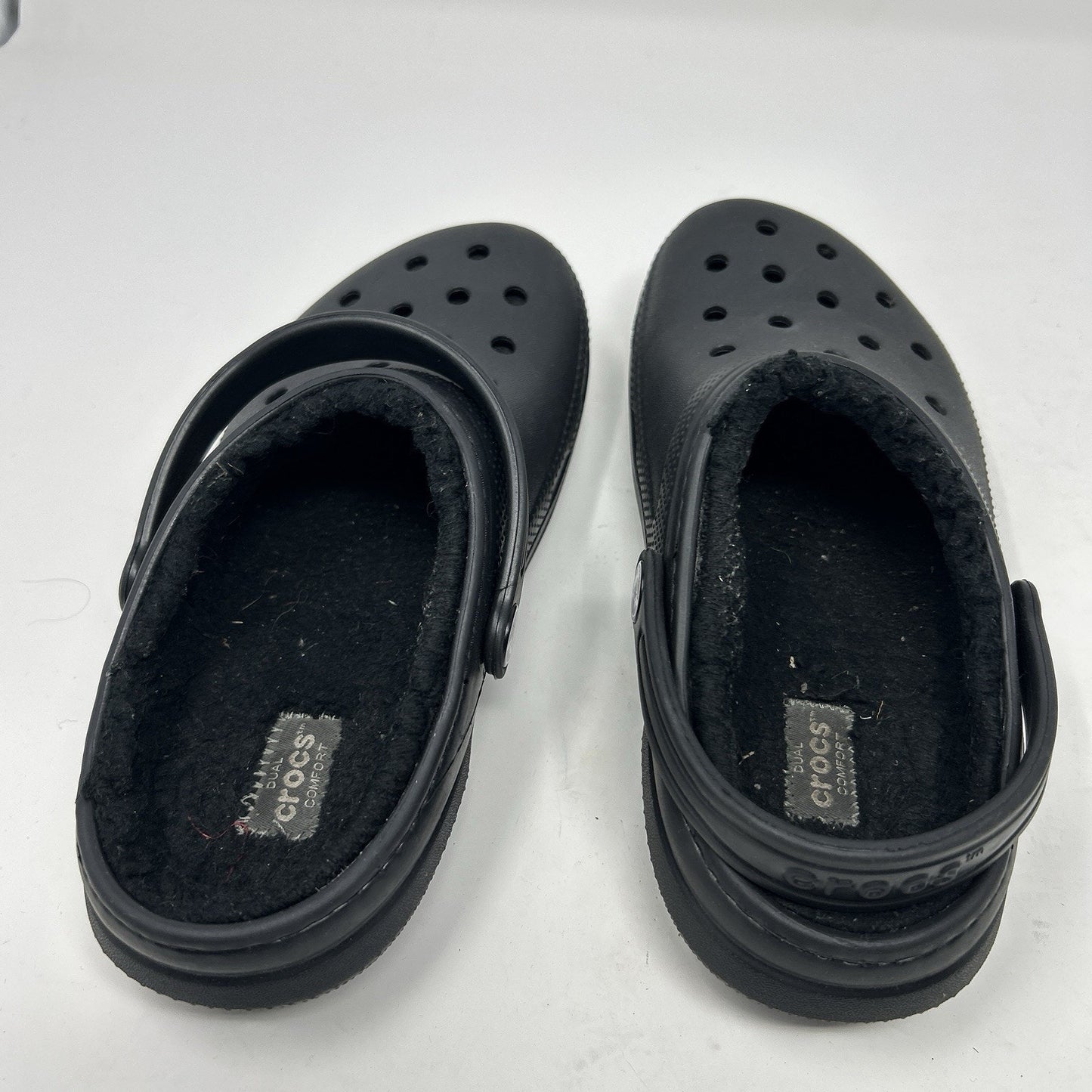 Crocs Kids’ Classic Lined Clogs Black, Girls’ Size J 4