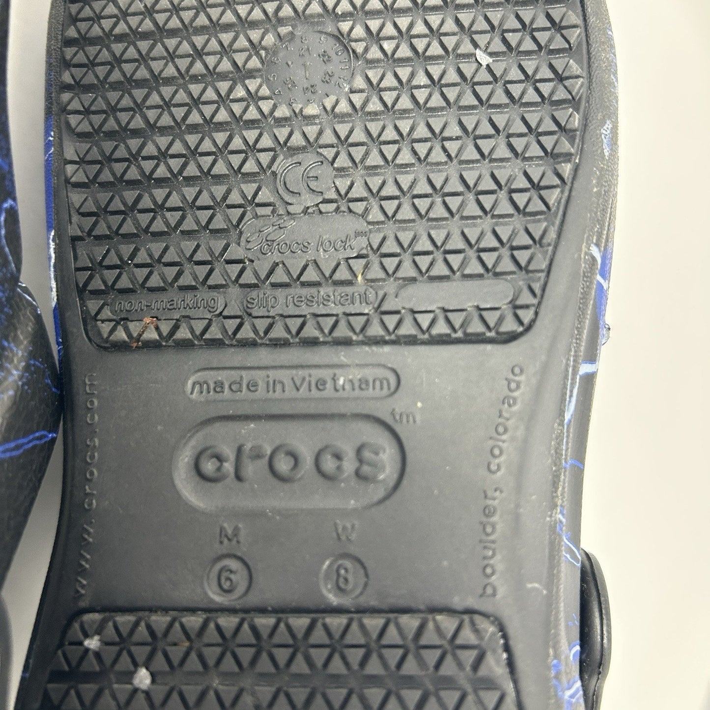 Crocs Bistro Lightning Bolt Comfort Clogs Slip Resistant Heel Strap Unisex M6 W8