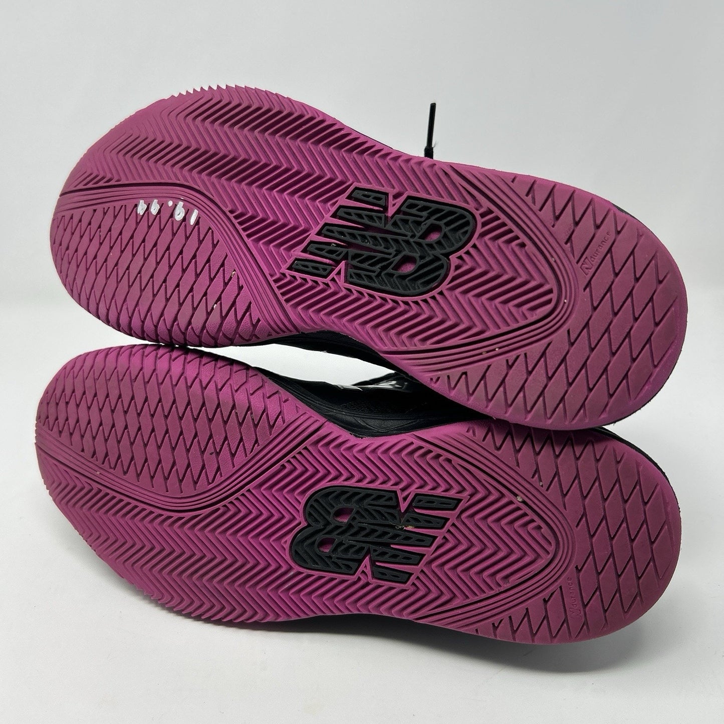 New Balance Womens Court WC1006WR Black Pink Revlite Tennis Athletic Shoes 7.5